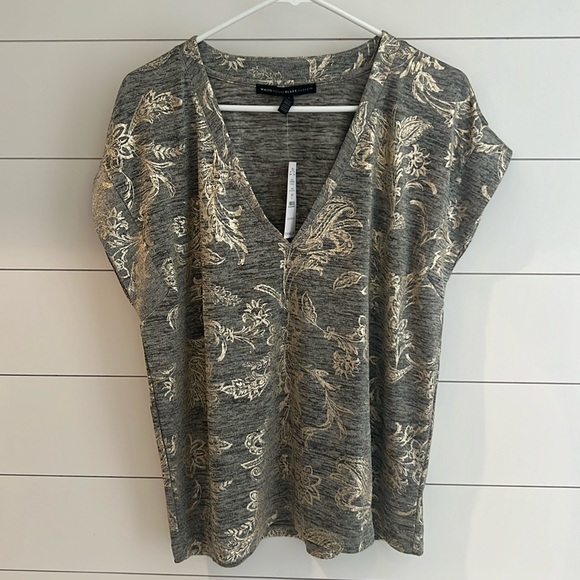 White House Black Market Gold Foil Printed Tee - Picture 1 of 4